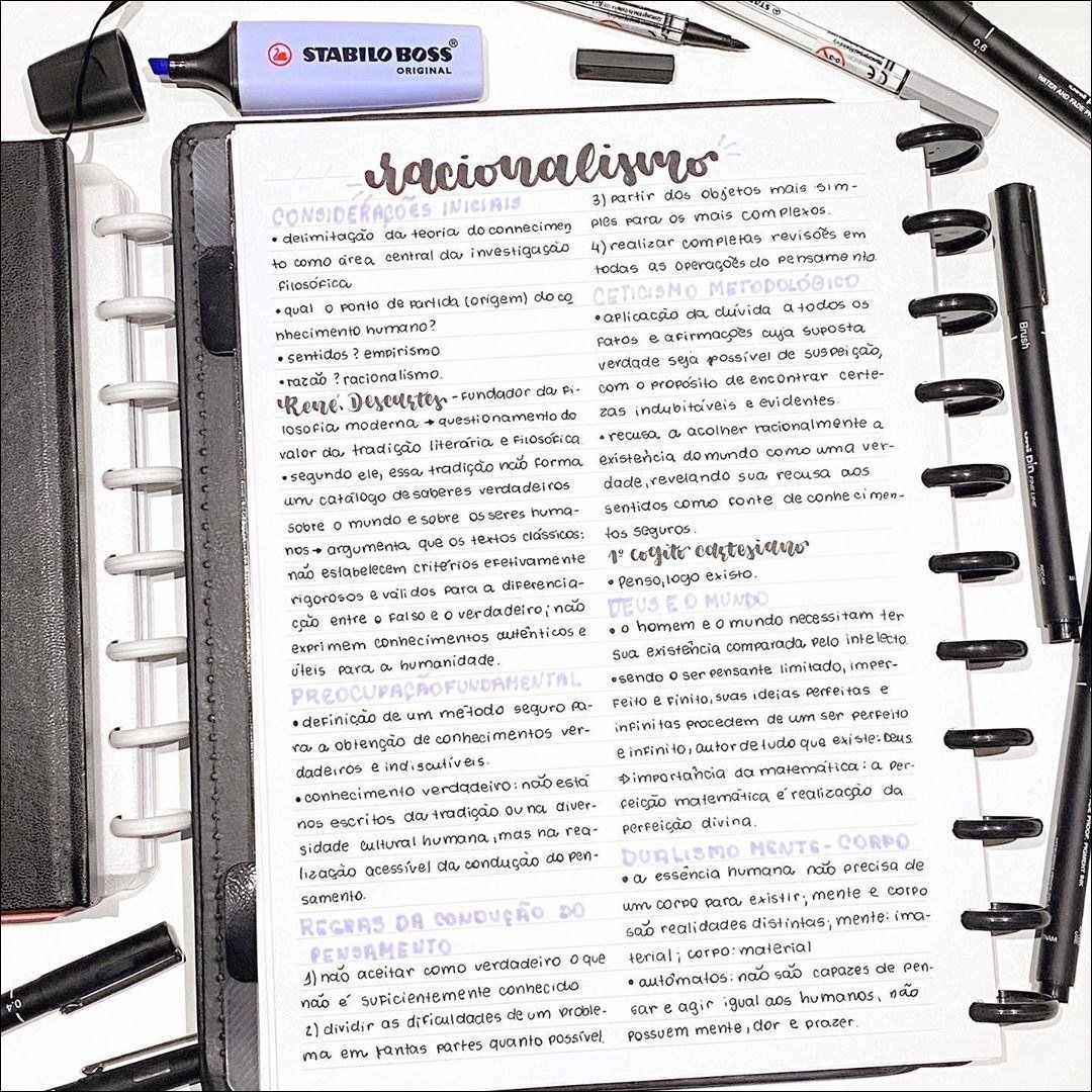 Mapa mental com Racionalismo no centro, ramificando-se para: Delimitação, Operações e Questionamento